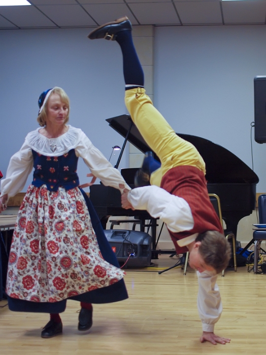P2055940.jpg - Swedish Cultural Center Talent Show